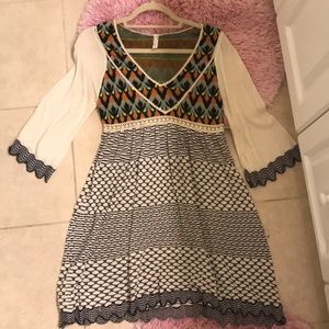 FREE PEOPLE SWEATER DRESS SIZE SMALL
